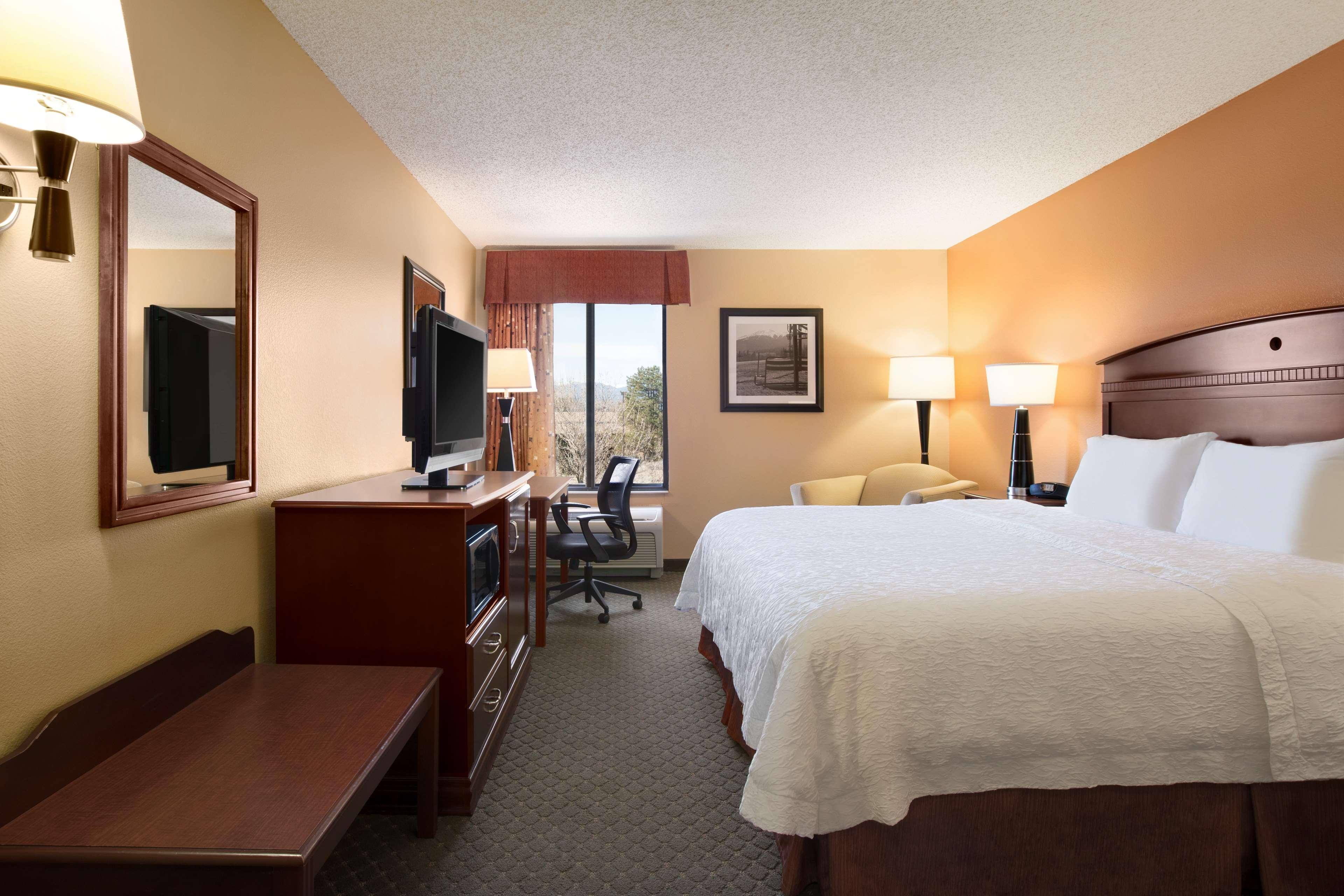 Hampton 3* Longmont