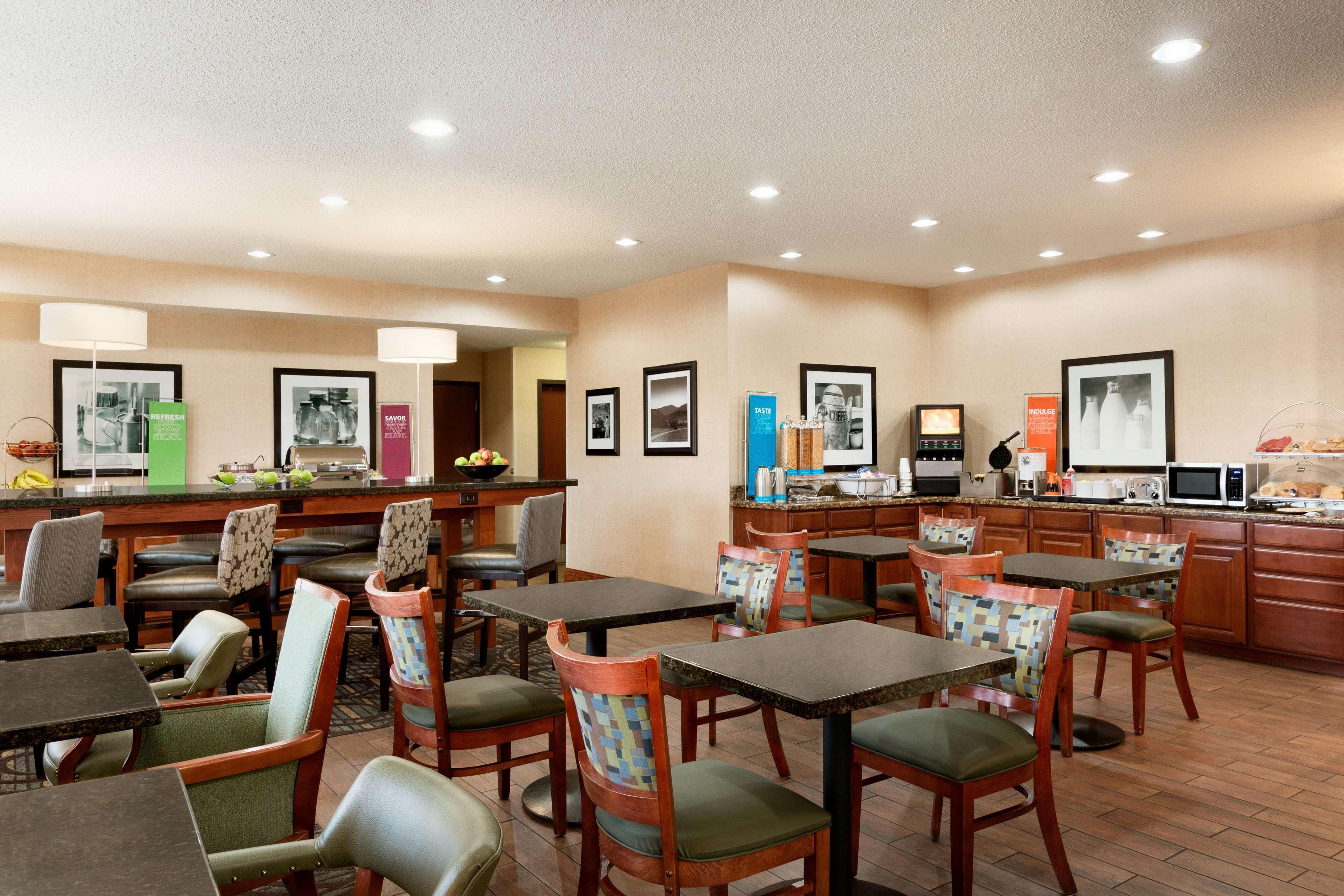 Hotel Hampton 3*
