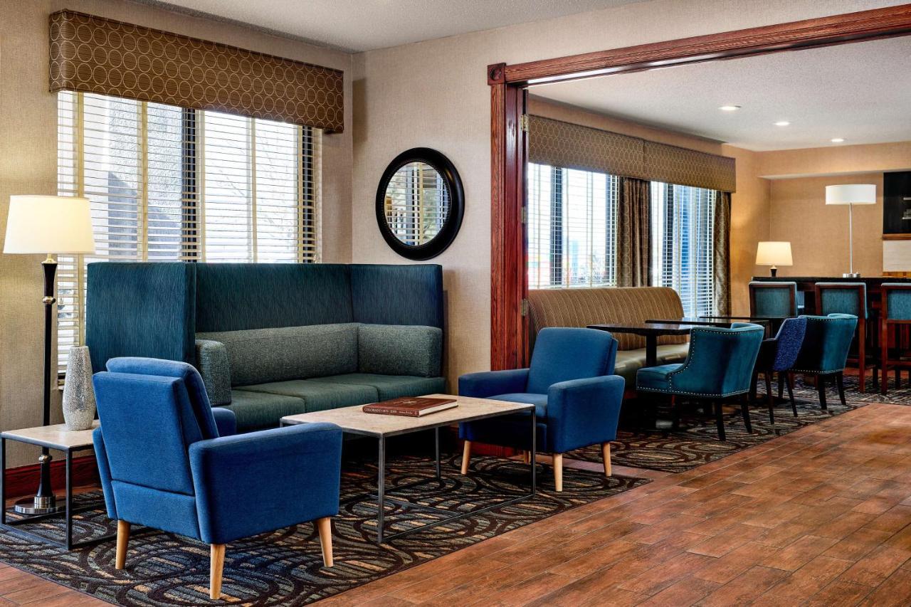 Hampton Hotel